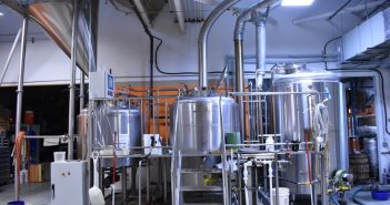 Complete 10 BBL Brewhouse, HLT & Support Complete 10 BBL Brewhouse